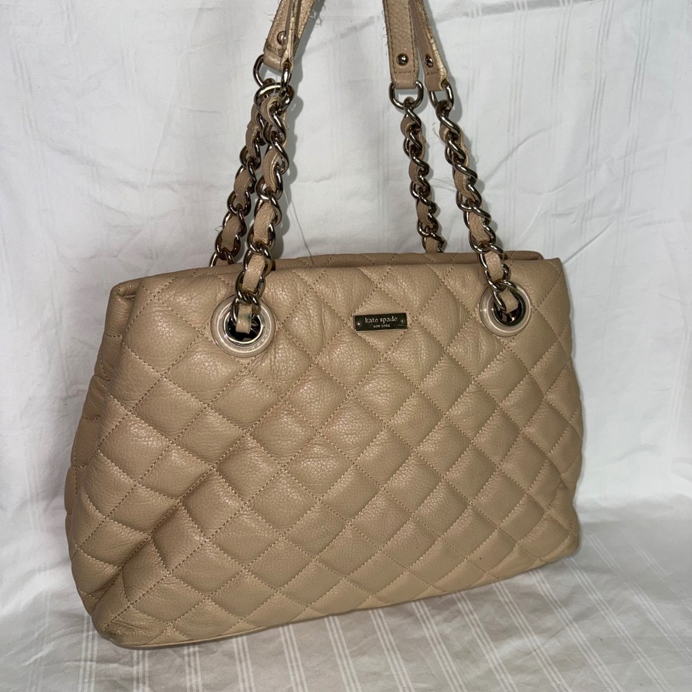 Kate Spade New York Beige Quilted Leather Chain Strap Shoulder Tote Bag Large